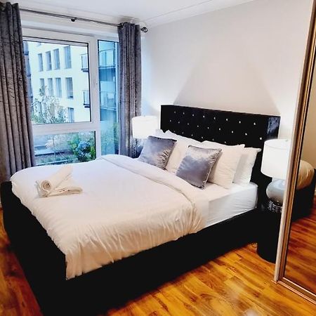 Double King Suite, Canary Wharf Waterfront Лондон Экстерьер фото