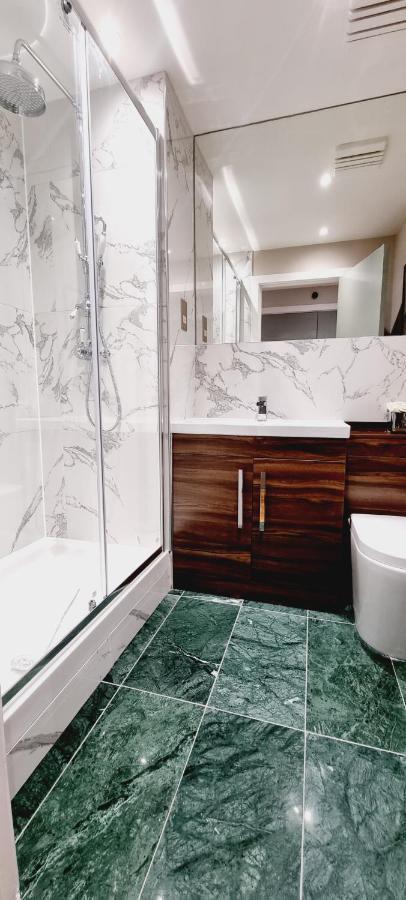 Double King Suite, Canary Wharf Waterfront Лондон Экстерьер фото