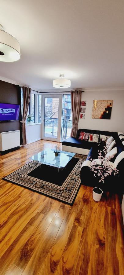 Double King Suite, Canary Wharf Waterfront Лондон Экстерьер фото
