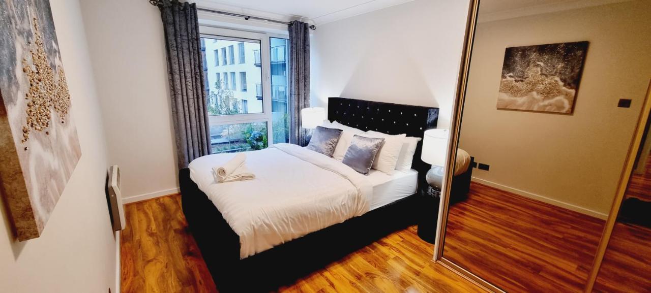 Double King Suite, Canary Wharf Waterfront Лондон Экстерьер фото
