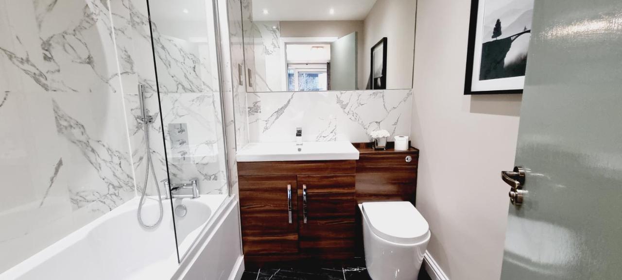 Double King Suite, Canary Wharf Waterfront Лондон Экстерьер фото